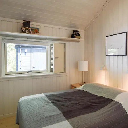 Three-bedroom Holiday In