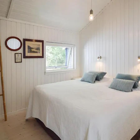 Casa vacanze Three-bedroom Holiday In Højby