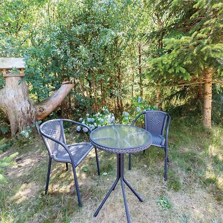 Three-bedroom Holiday In Casa vacanze Højby