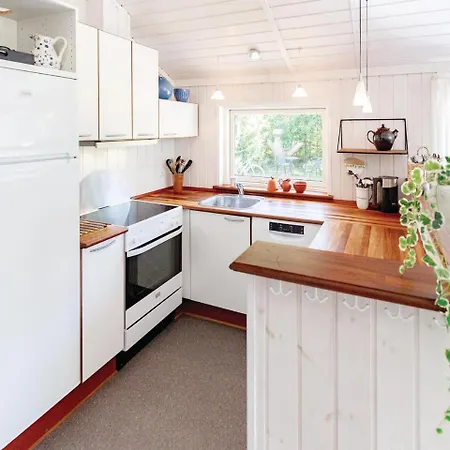 Three-bedroom Holiday In Casa vacanze *